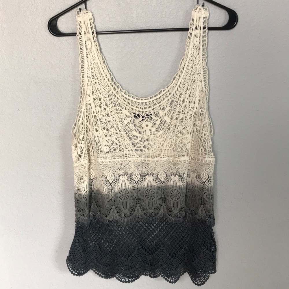 Ombre American Eagle Lace top